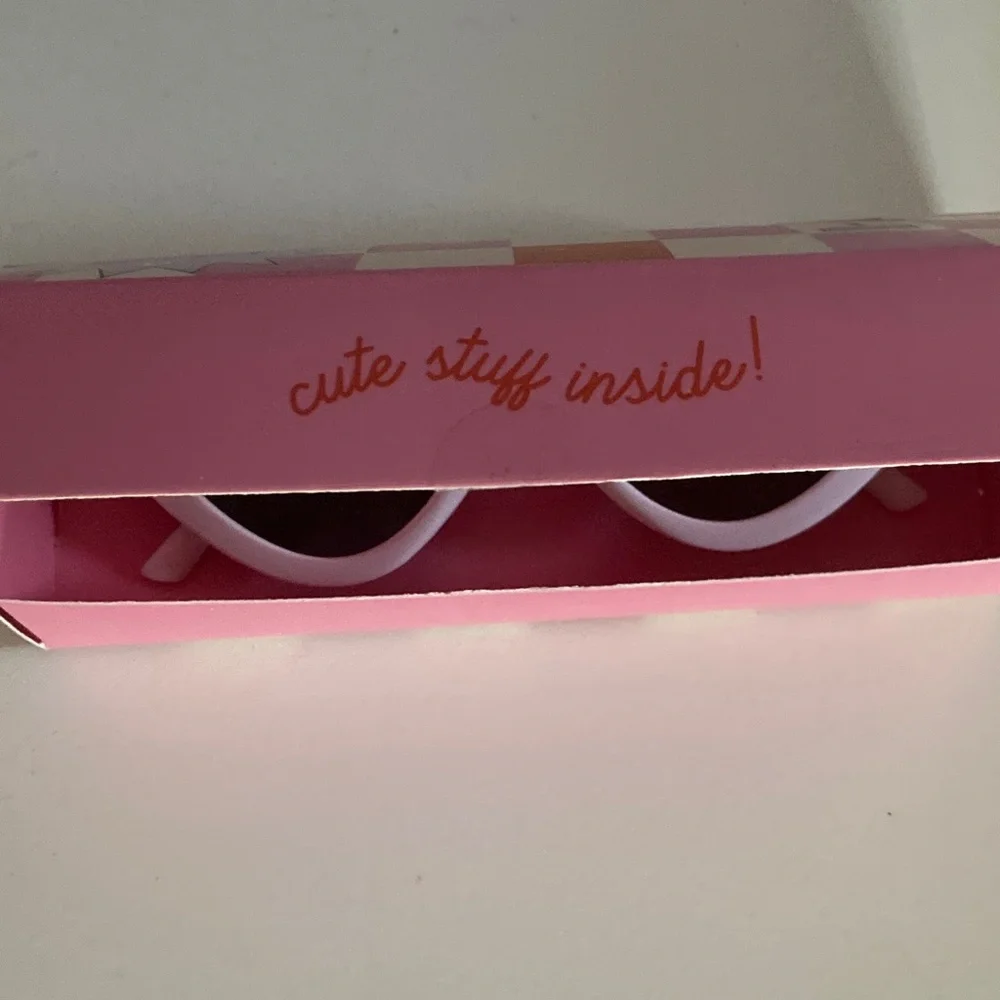 Bride To Be White Cat Eye Sunglasses with Rhinestones and Bride To Be Sash